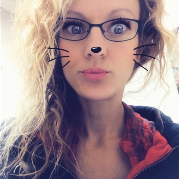 Meet your Posher, Katherine - Picture 3 of 5